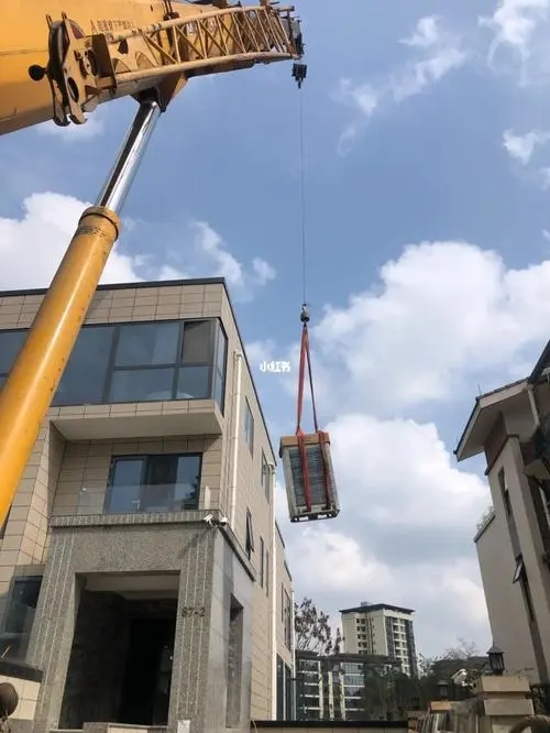 富阳哪里有工地吊车出租